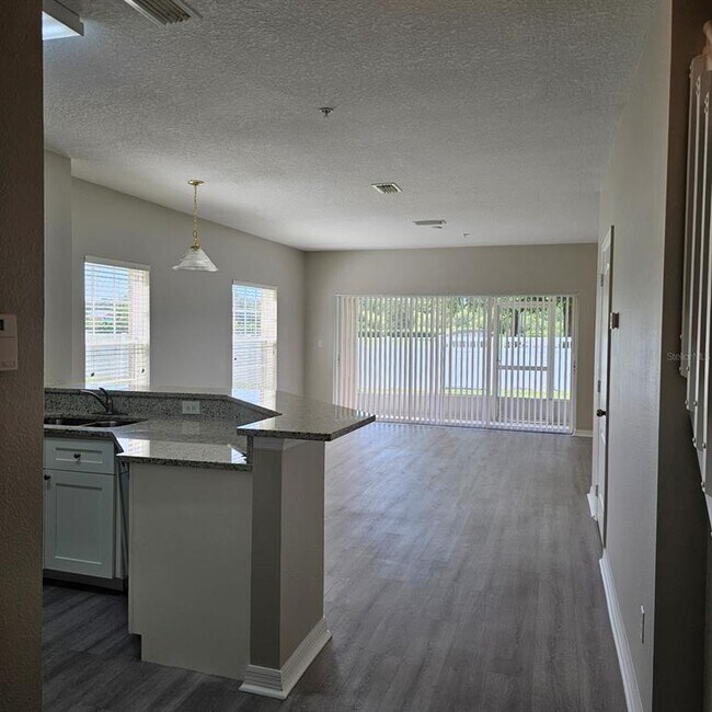 Foto del edificio - 13339 Daniels Landing Cir