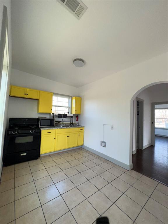 Foto del edificio - 240 N York St