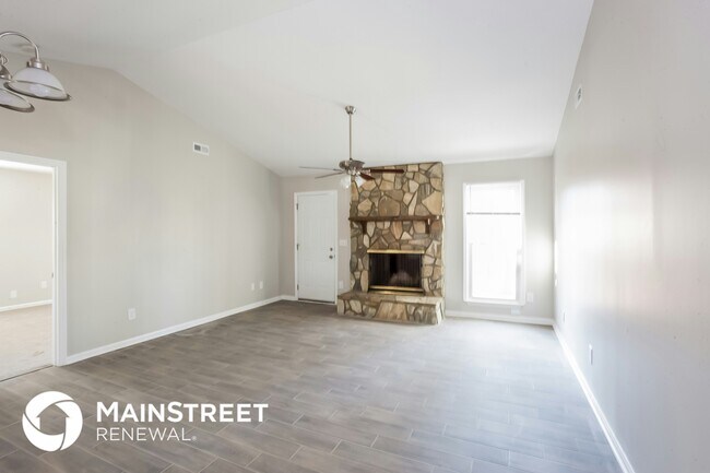 Foto del edificio - 10026 Topeka Dr