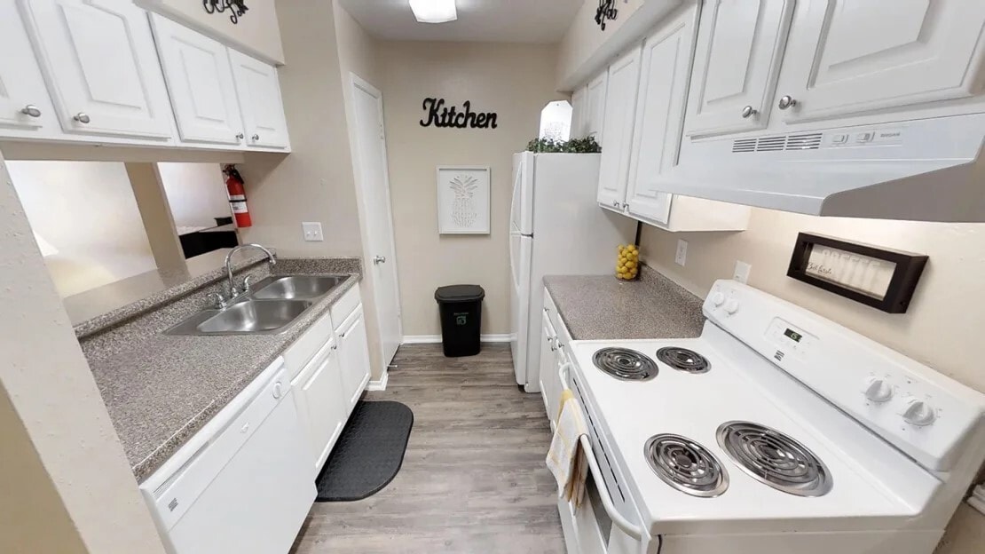 Foto principal - 515 S Bender Ave