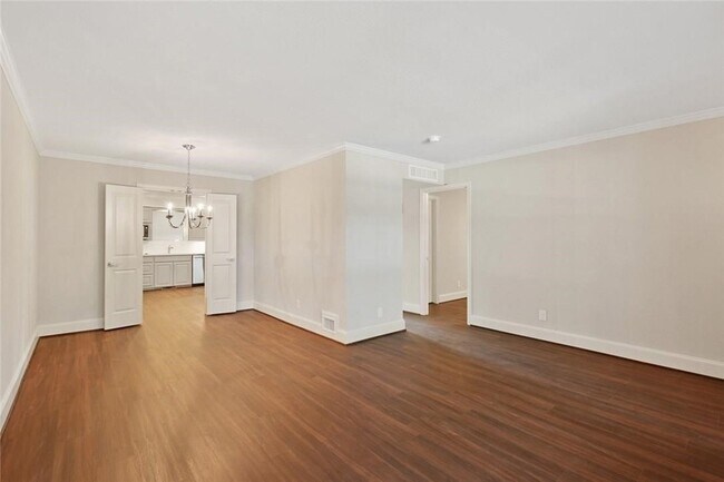 Foto del edificio - 9015 Villa Park Cir
