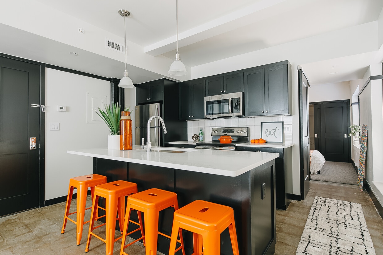 Primary Photo - Townhouse