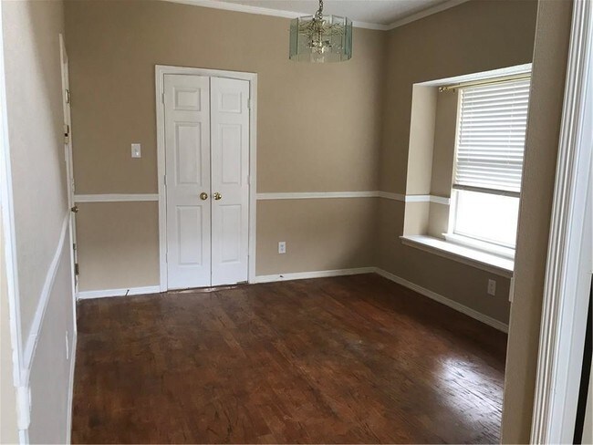 Foto del edificio - 3035 Brookshire Dr