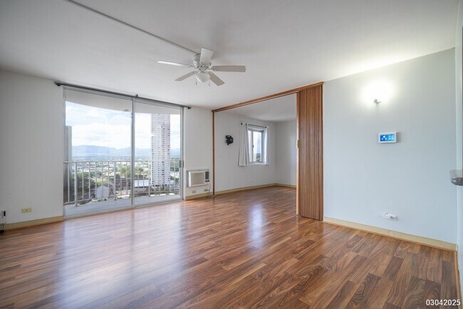 Foto del edificio - $3,000 / 2br - 731ft2 - 2 BED 2 BATH CONDO IN PEARLRIDGE G&T