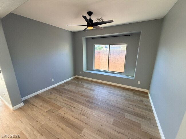 Foto del edificio - 8137 Slate Falls St