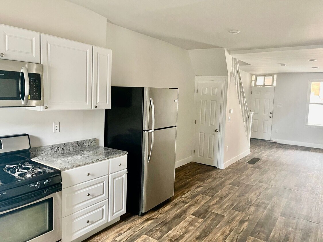 Primary Photo - 3 Bedroom Home