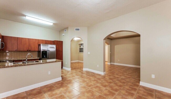 Foto del edificio - 8395 NW 143rd Terrace