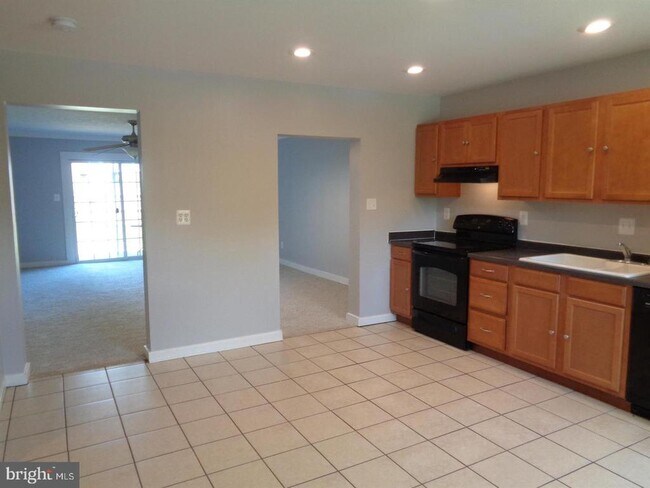 Foto del edificio - 612 Kittendale Cir