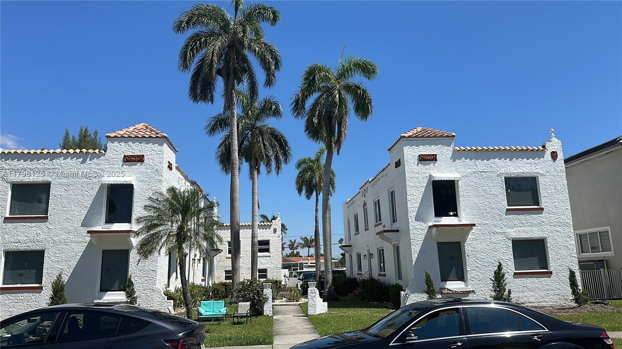 Primary Photo - 817 Tyler St