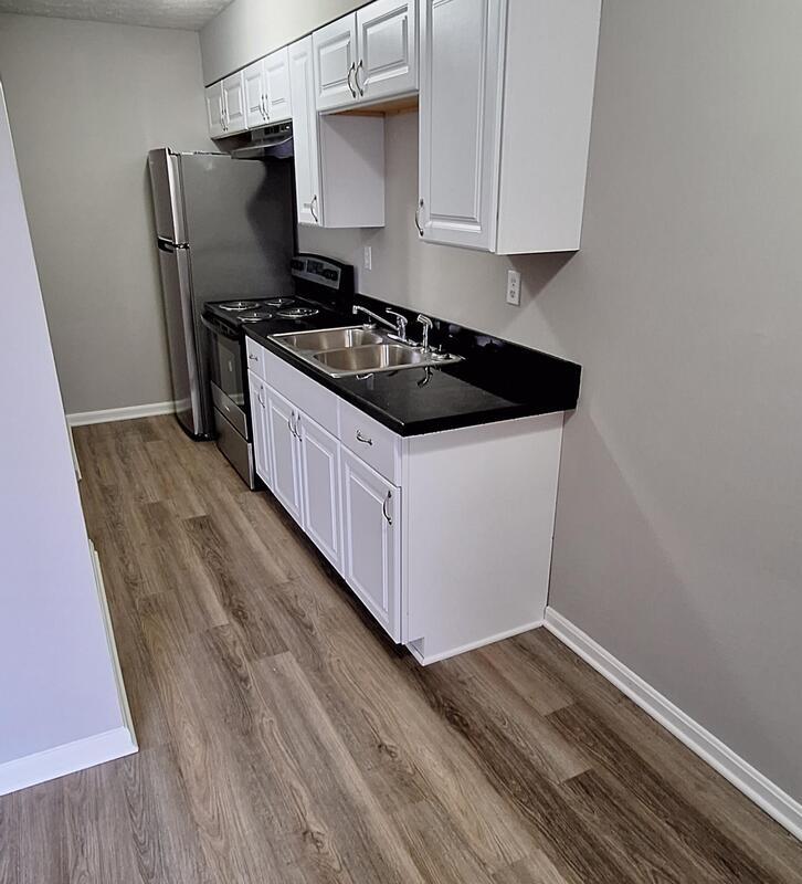 Foto principal - 678 Knox Blvd
