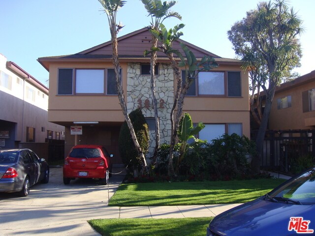Building Photo - 3622 Mentone Ave