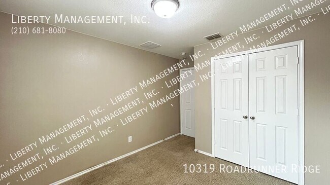 Foto del edificio - 10319 Roadrunner Ridge