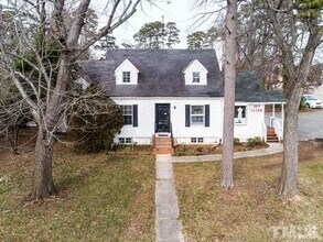Building Photo - 806 Gorman St