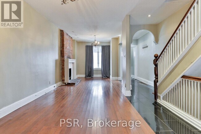 Building Photo - 251 Bedford Rd