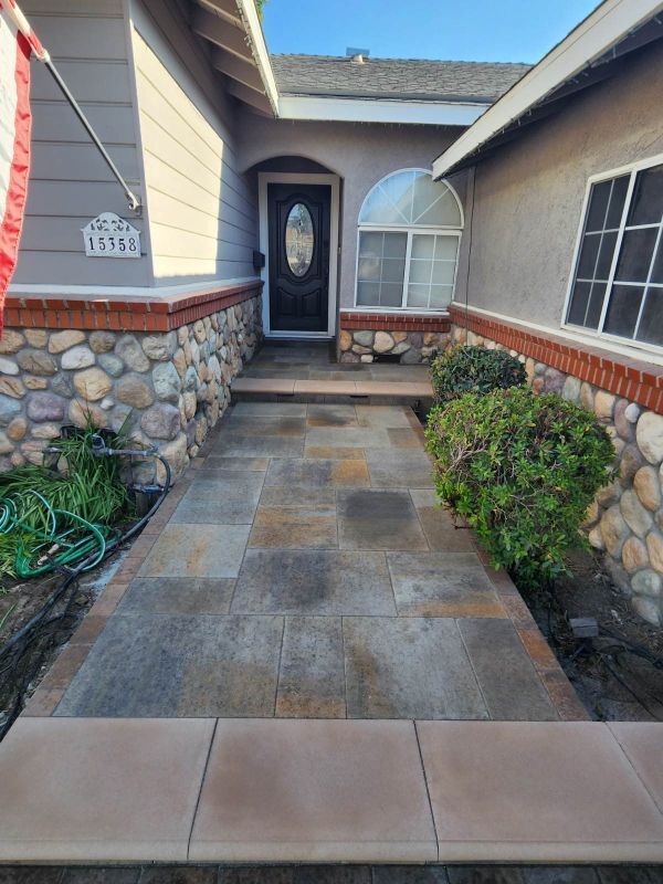 Foto del edificio - 15358 Leadwell St