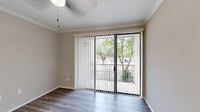Interior Photo - Lakeline Villas