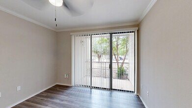 Interior Photo - Lakeline Villas