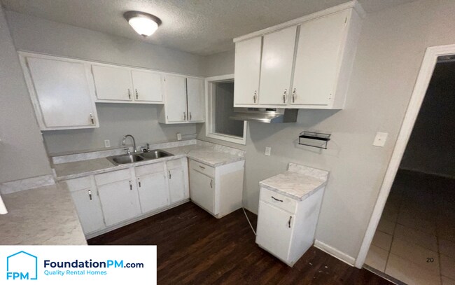 Foto del edificio - 4191 Cottonwood Rd