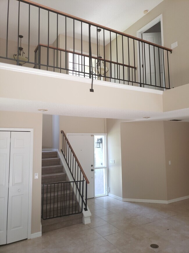 Photo - Tuskawilla Area 4 bedroom 3 bath Pool Home