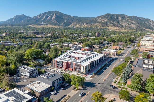 Aerial Photo - oLiv Boulder