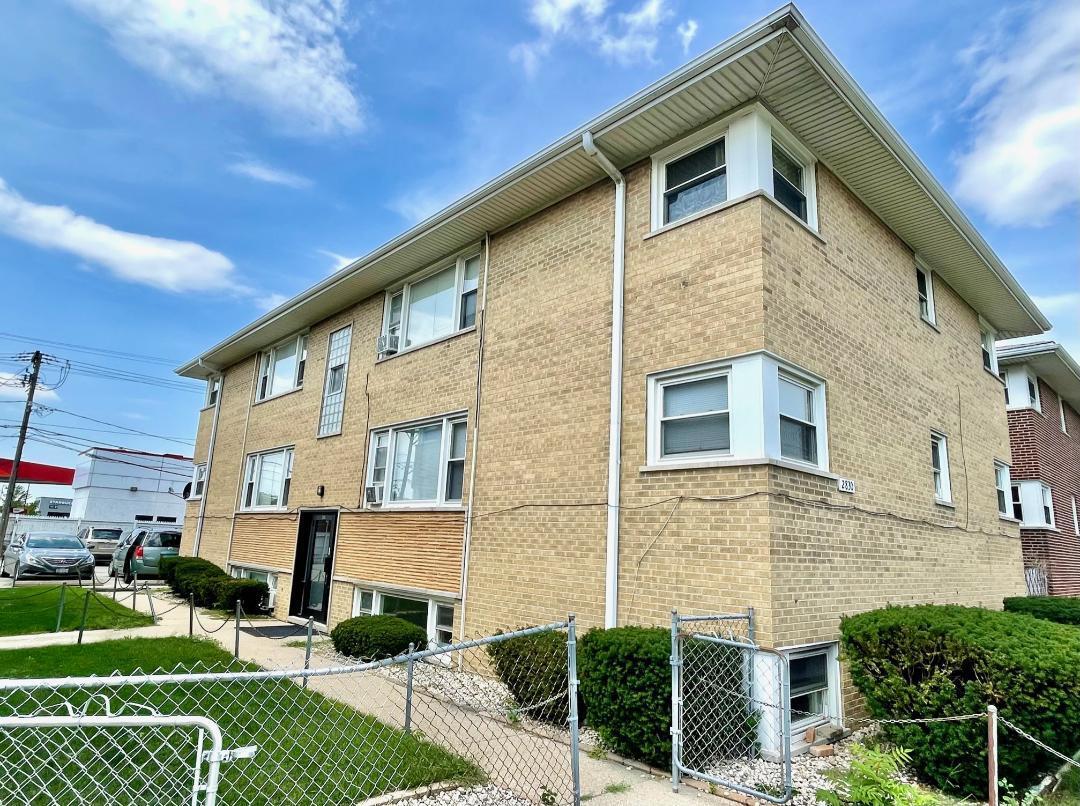2830 Lincoln St, Franklin Park, IL 60131 House for Rent in Franklin