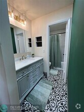 Building Photo - 3331 Carambola Cir