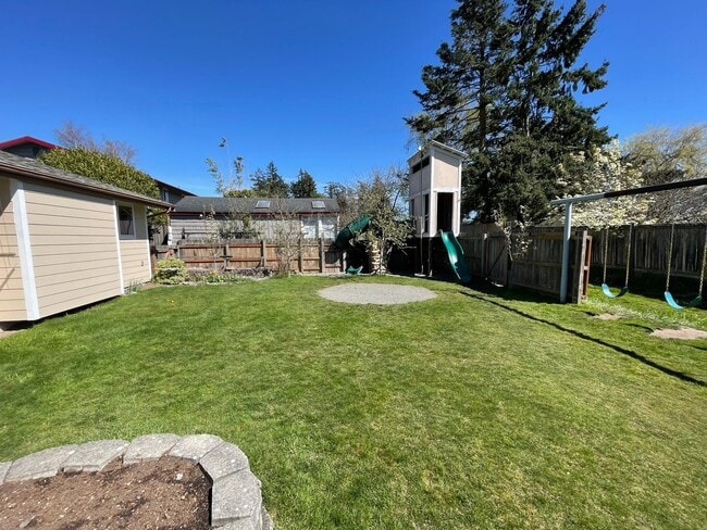 Foto del edificio - 2409 32nd St