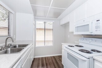 Building Photo - Mountain Springs Apartment Homes