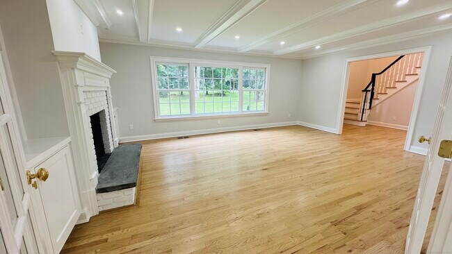 Foto del edificio - 455 Cedar Ln