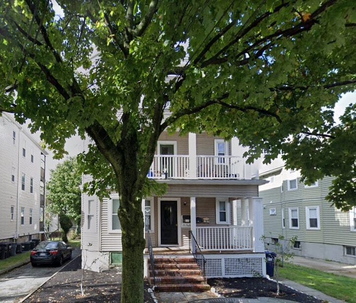 41 Easton St Unit 3, Boston, MA 02134 Condo for Rent in Boston, MA