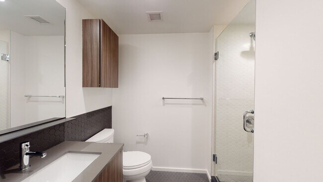 Interior Photo - 345 Harrison