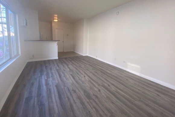 Primary Photo - 3778 Mentone Ave