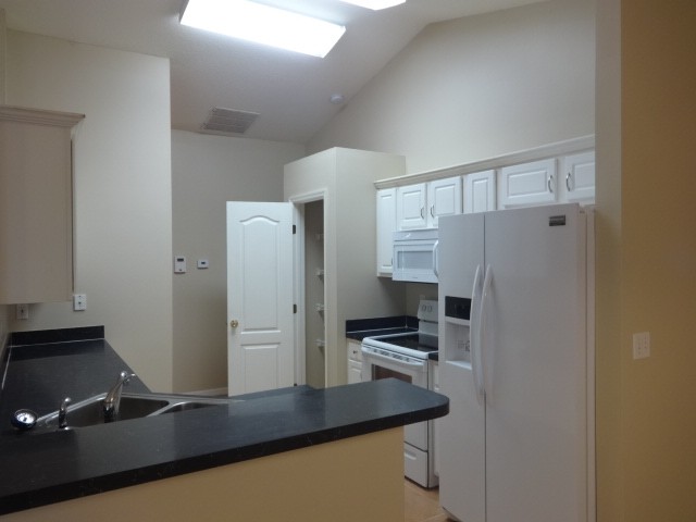 Building Photo - 808 Scenic View Circle