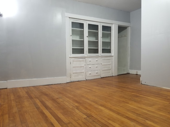 Building Photo - 153 Marcy St