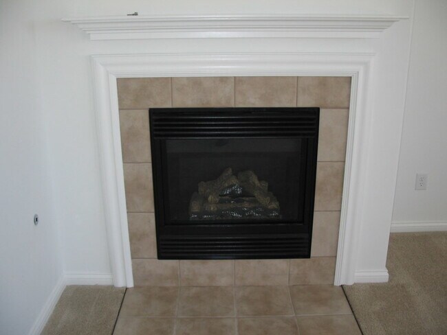 Foto del edificio - Fishers 4BDRM, 2.5BA home near Hamilton Town Center!