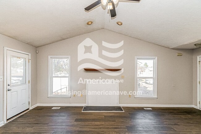 Foto del edificio - 4710 Grandison Ct