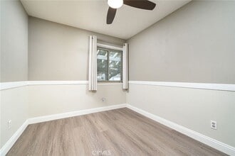Building Photo - 1806 N Vineyard Ave