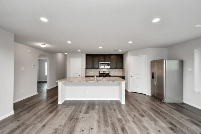 Foto del edificio - 24807 Bastiani Canvas Ln