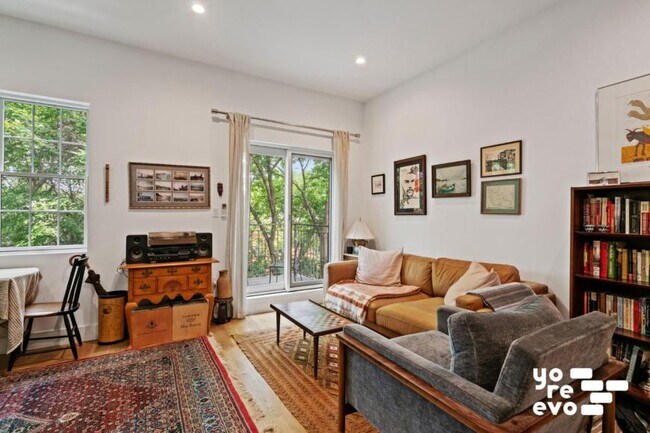 Building Photo - 2 bedroom in Brooklyn NY 11216