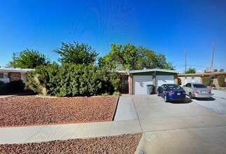 Building Photo - 10516 Darin Rd