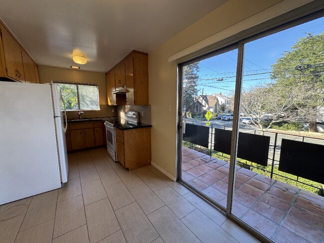 Foto del edificio - 860 Prospect Row