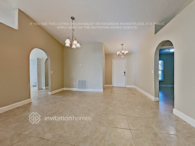 Building Photo - 4633 Willamette Cir