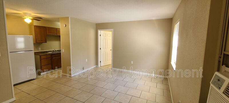 Primary Photo - 102 Ellis Dr