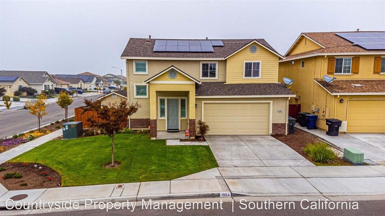 Foto principal - 4 br, 3 bath House - 1954 W. Summer Blosso...