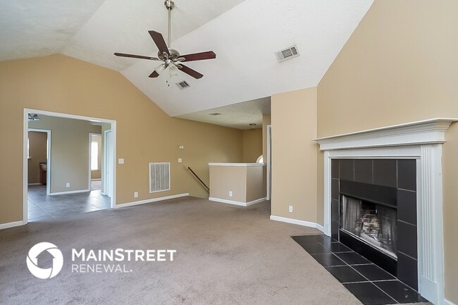 Building Photo - 2120 Academy Way