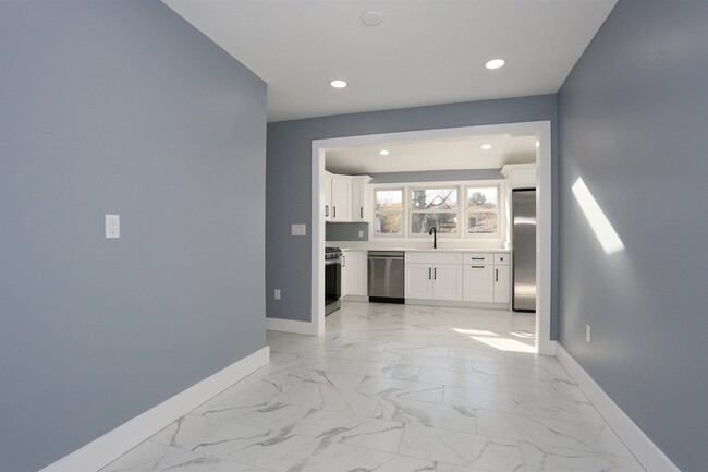 Building Photo - 344 Oradell Ave