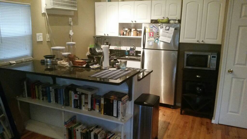 Foto principal - 2321 W Belmont Ave
