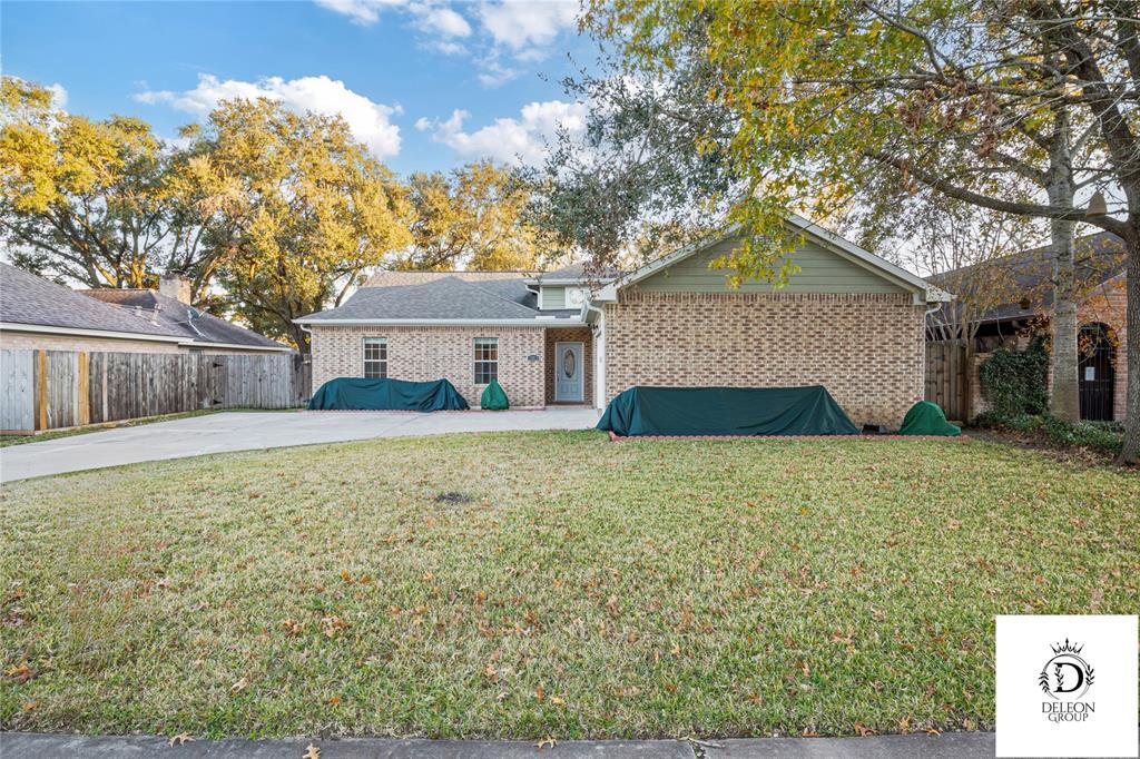 Foto principal - 15825 Boulder Oaks Dr