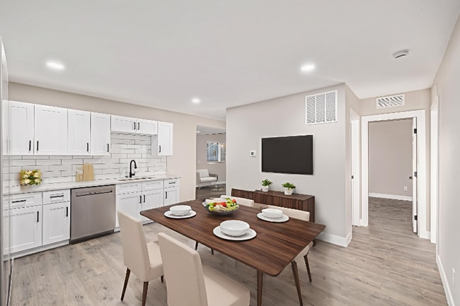 Photo - 173 Buchanan Ave House