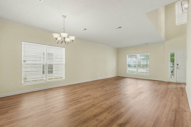 Building Photo - 4419 Karlbrook Ln